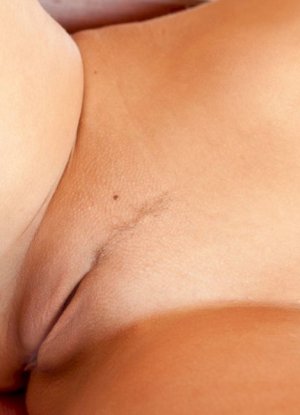 Тугая привлекательная девственная пизда и киска картинка 52